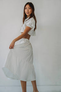Cropped polo and flowy skirt in color white