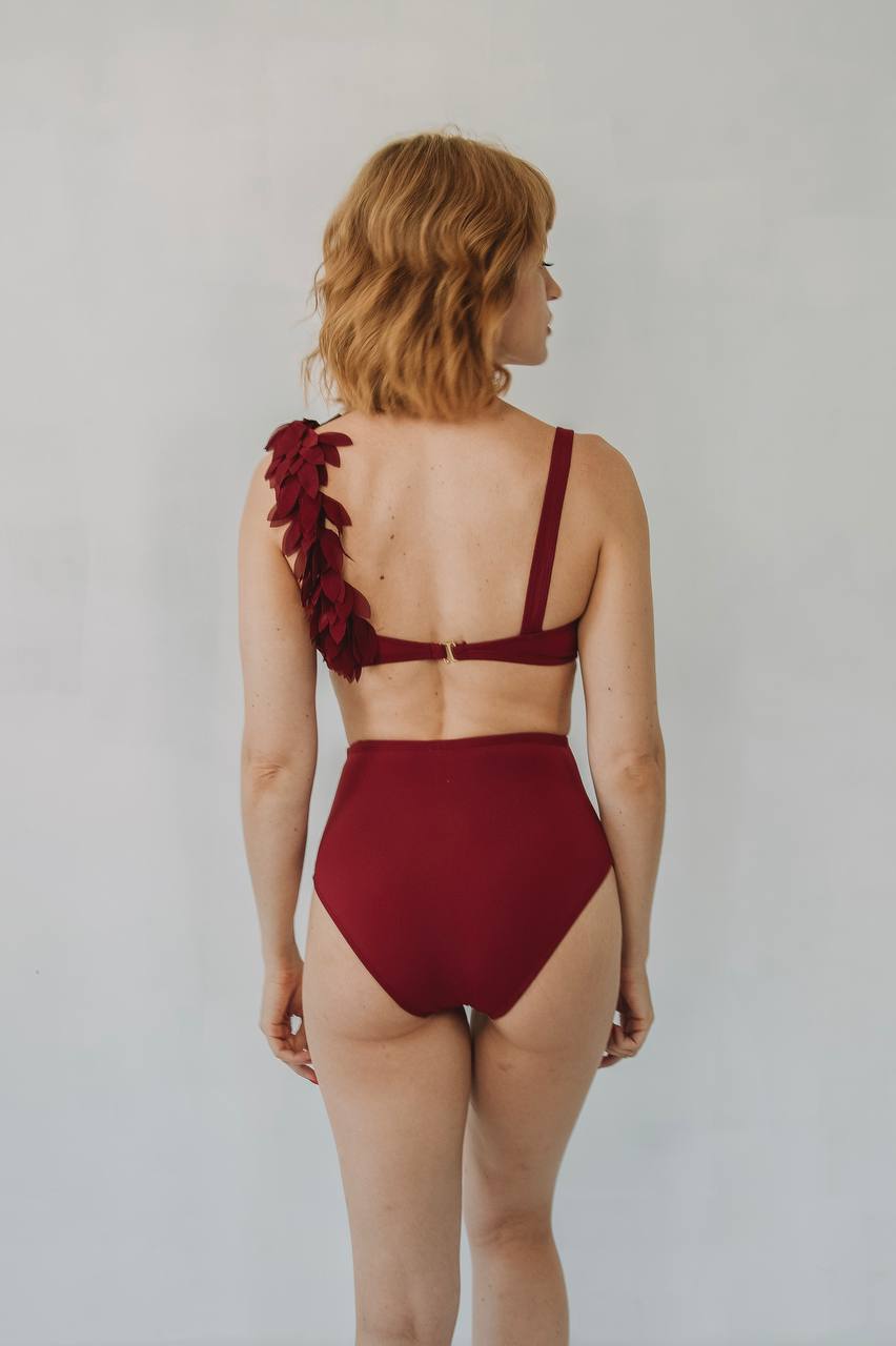2-piece highwaist swimsuit with chiffon leaves in wine
